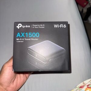 TP-Link AX1500 Wi-Fi 6 Travel Router - Black and Blue